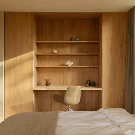 Architect Hideaway Between Heath & The North Sea *